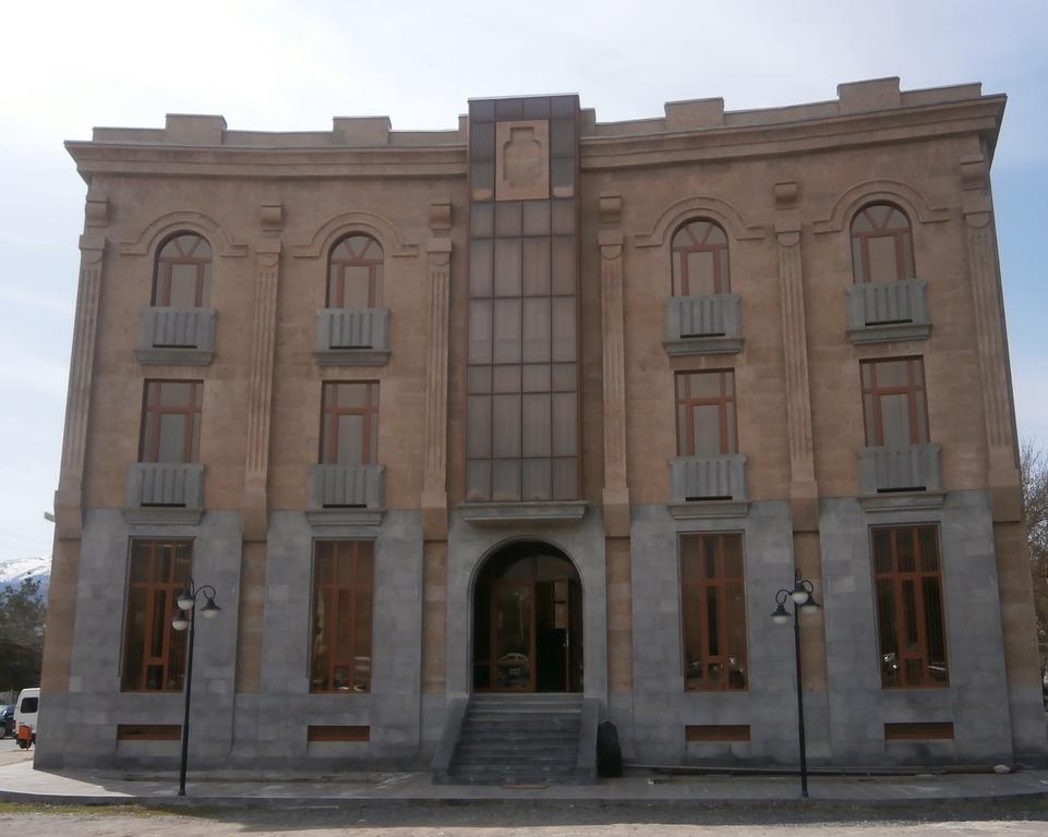Arpa Hotel Yeghegnadzor Exterior photo