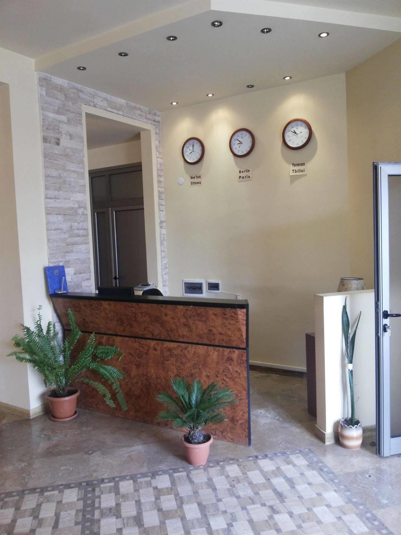 Arpa Hotel Yeghegnadzor Exterior photo